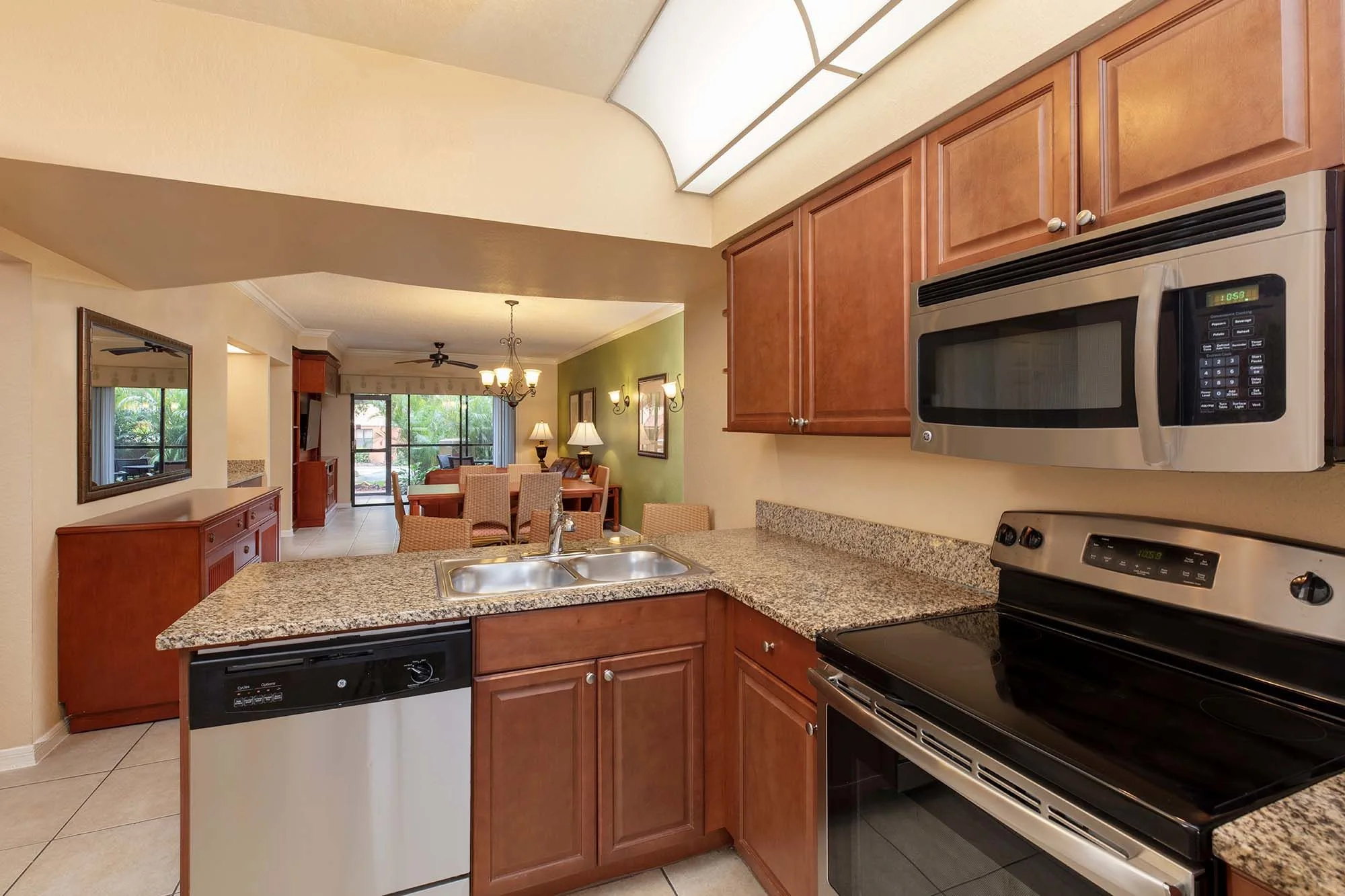 Westgate Lakes Resort And Spa Kitchen