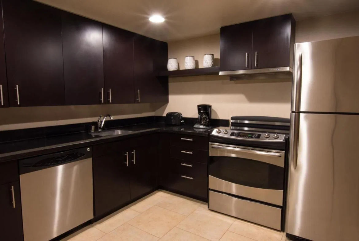 Carriage House (Las Vegas) Full Kitchen