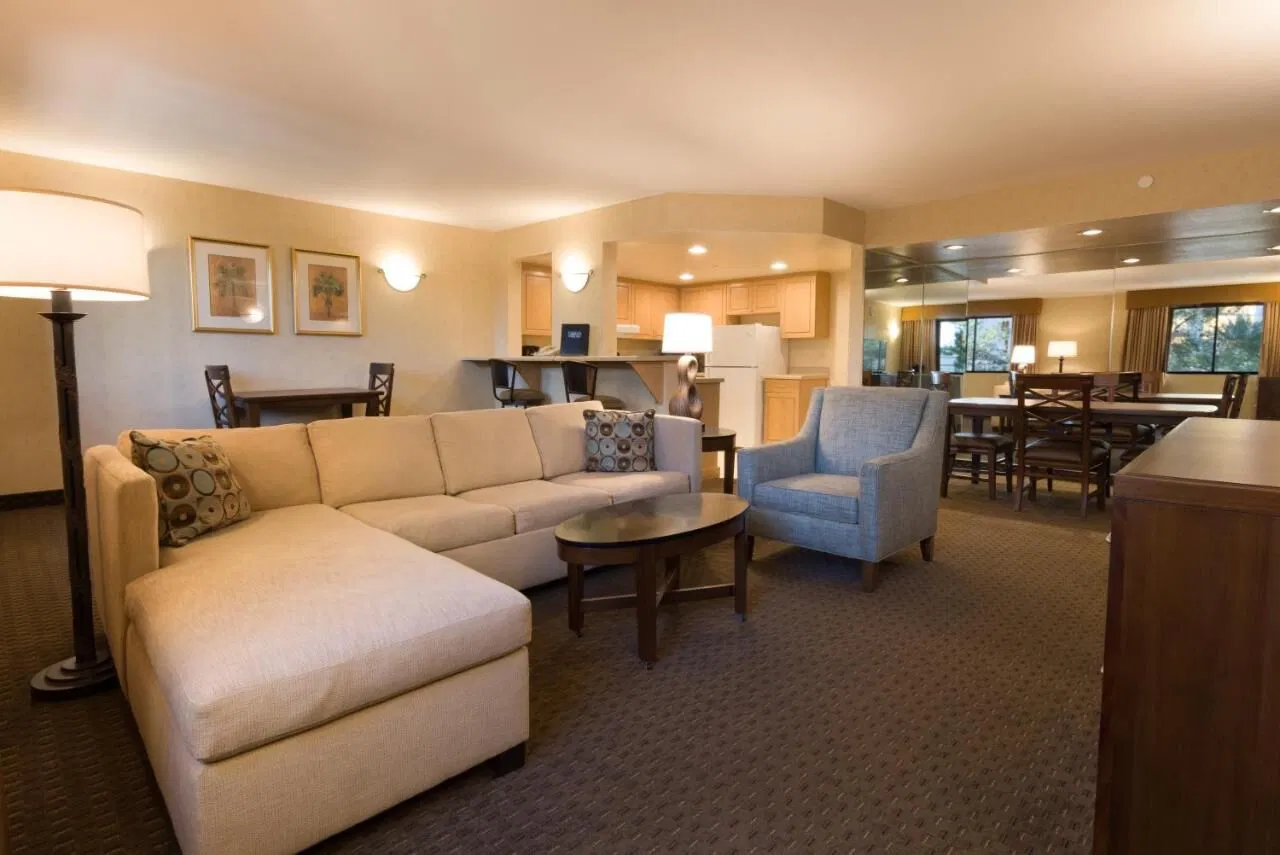 Carriage House (Las Vegas) Living Area