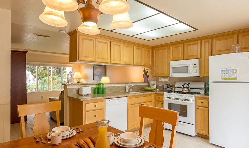 Channel Island Shores Kitchen