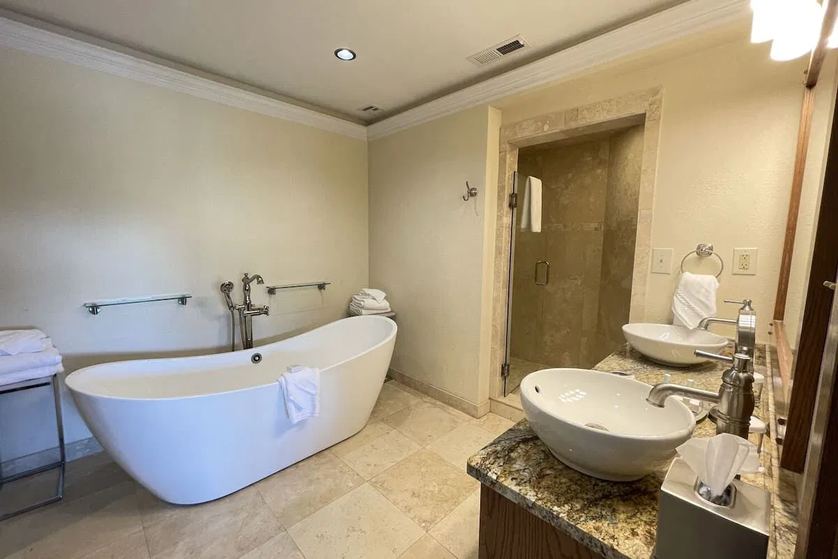 Chetola Resort Bathroom