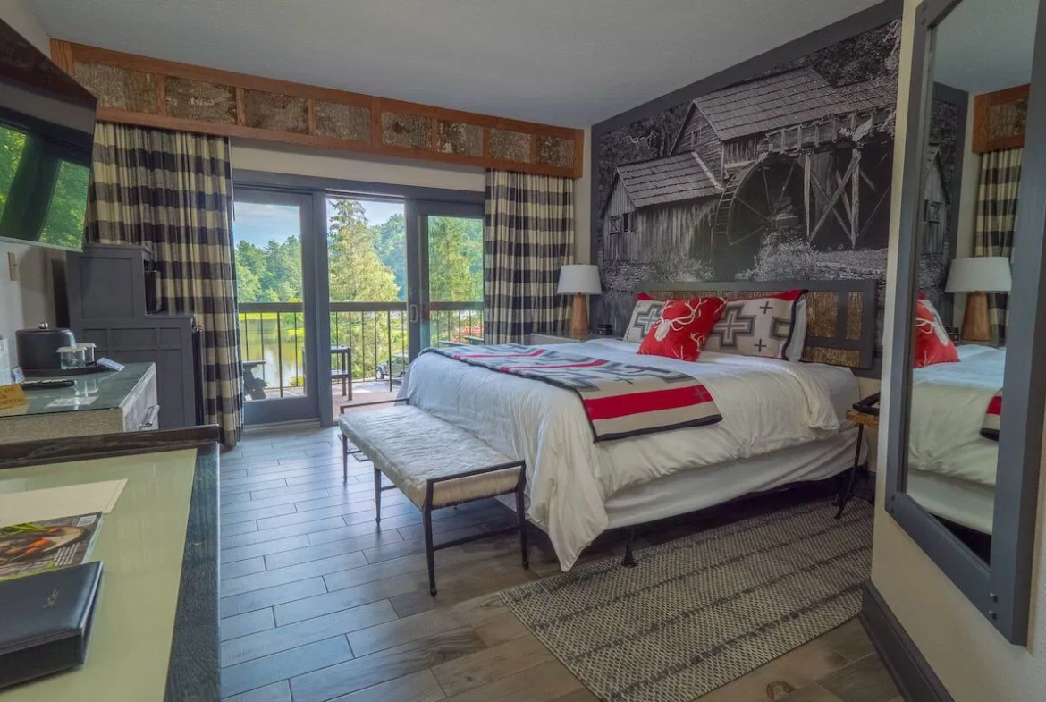 Chetola Resort Bedroom