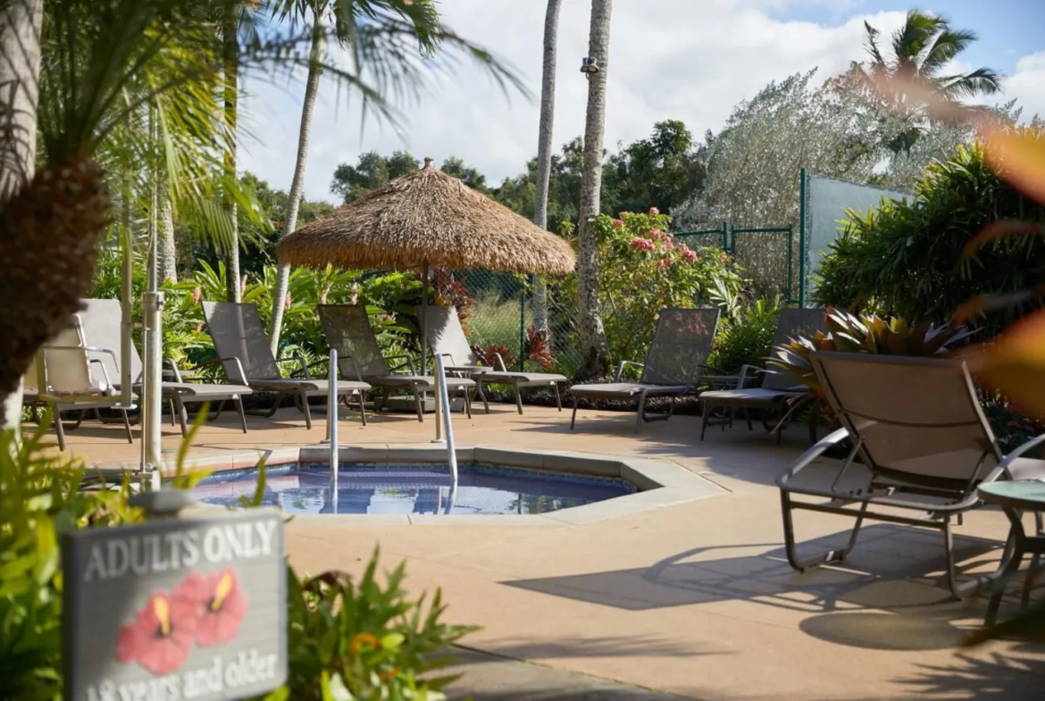 Cliffs at Princeville Pool