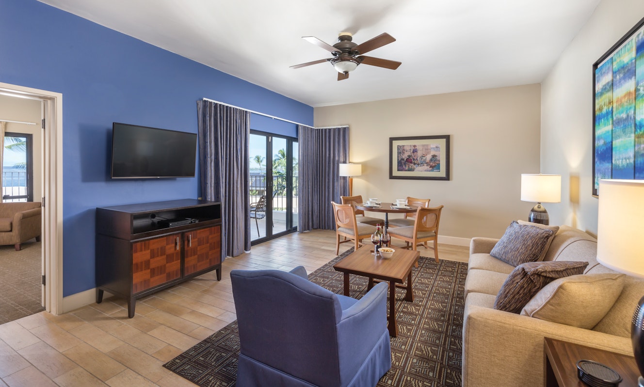 Club Wyndham Royal Sea Cliff Living Room