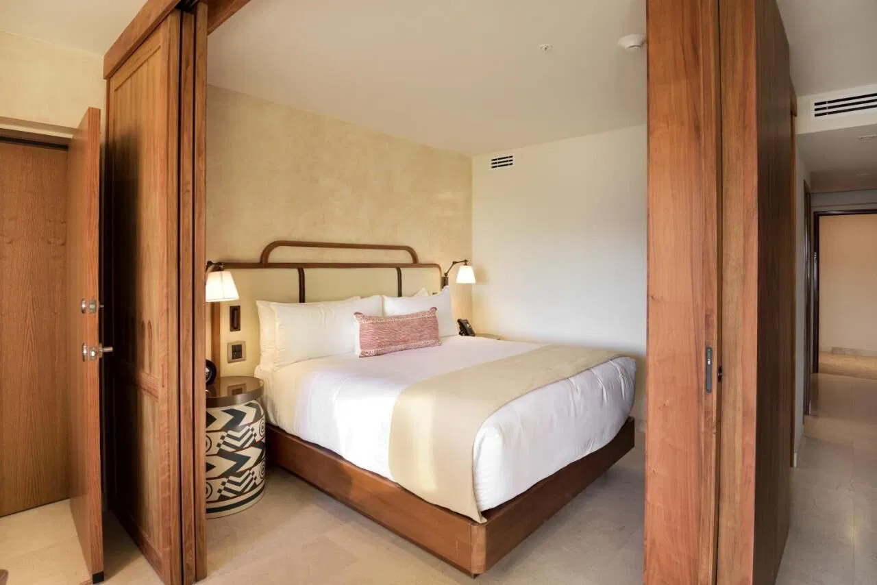 Corazon Cabo Resort Bed