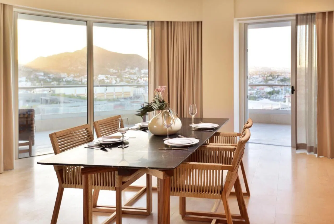 Corazon Cabo Resort Dining Area