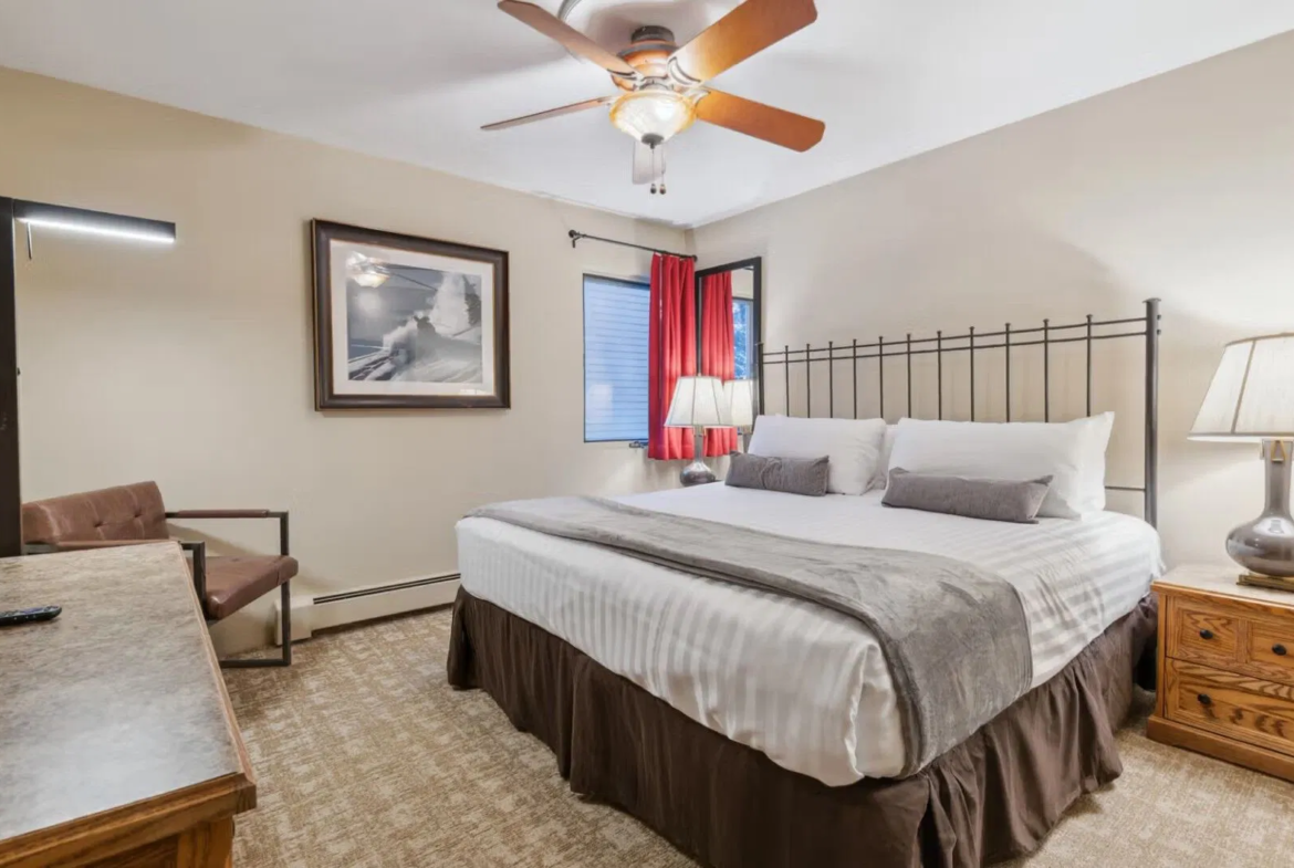 Eagle Point Bedroom