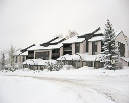 Snow Building