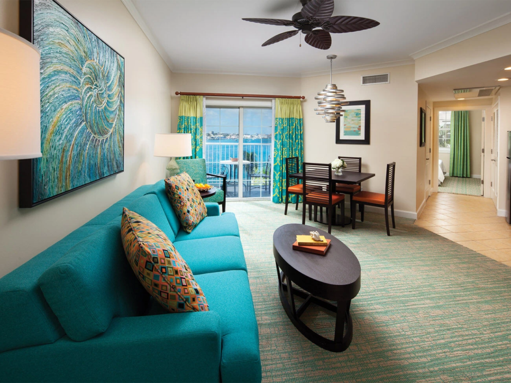 Harborside Resort At Atlantis Living Room