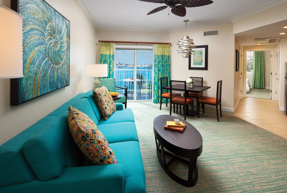 Harborside Resort At Atlantis Living Room
