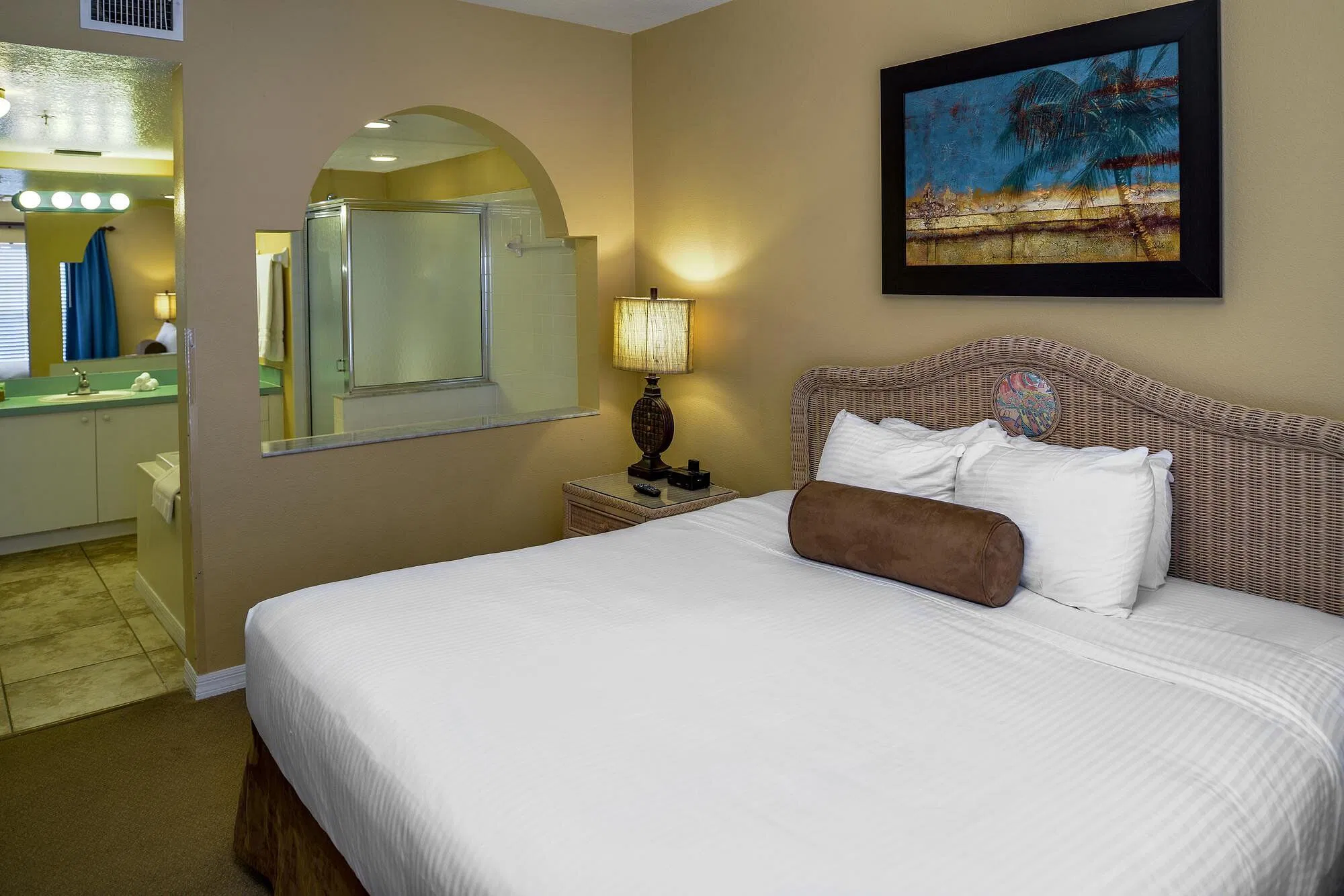 Hilton Vacation Club Aqua Sol Orlando West Bedroom