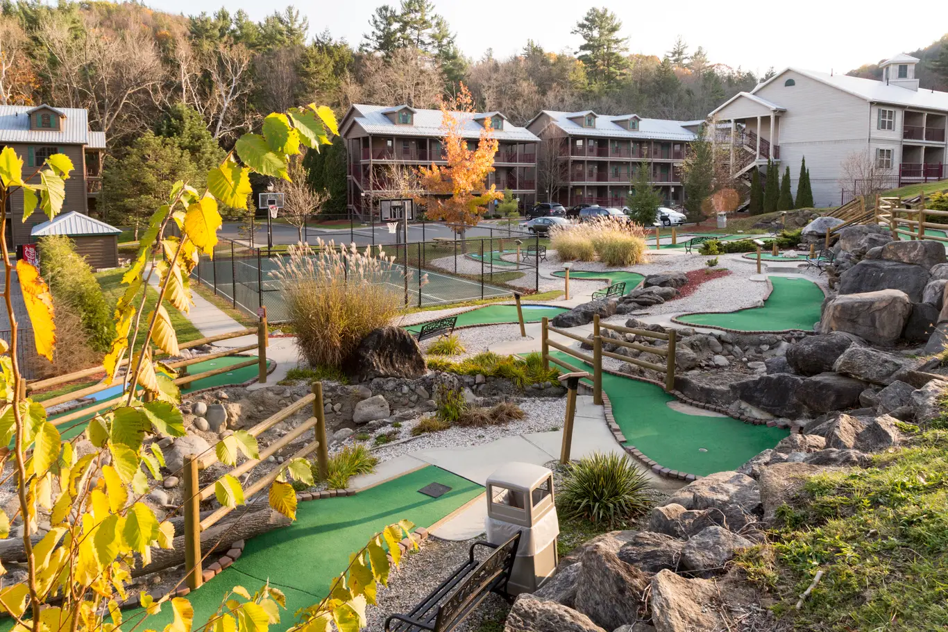 Holiday Inn Club Oak n Spruce