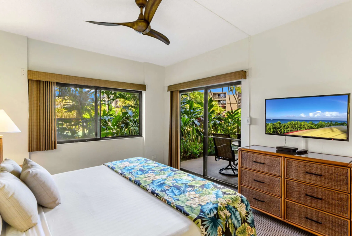 Hono Koa Resort Bedroom