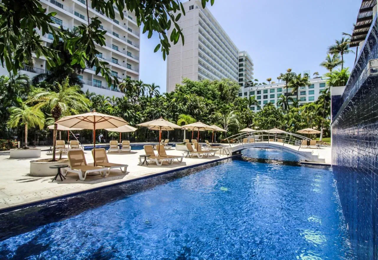 Hotel Emporio Acapulco Swimming Pool