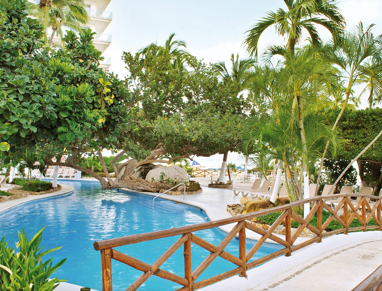 Hotel Emporio Acapulco Pools