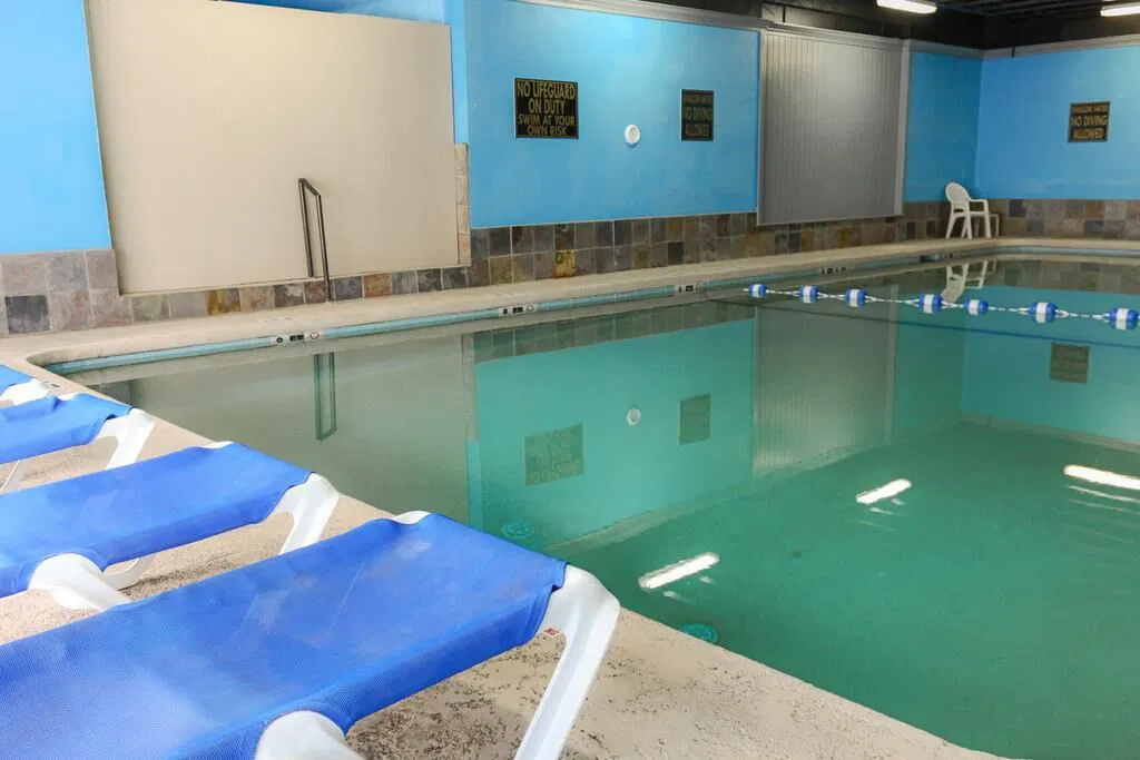 Jade Tree Cove Indoor Pool