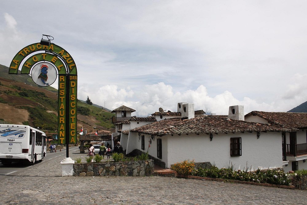La Trucha Azul Sign