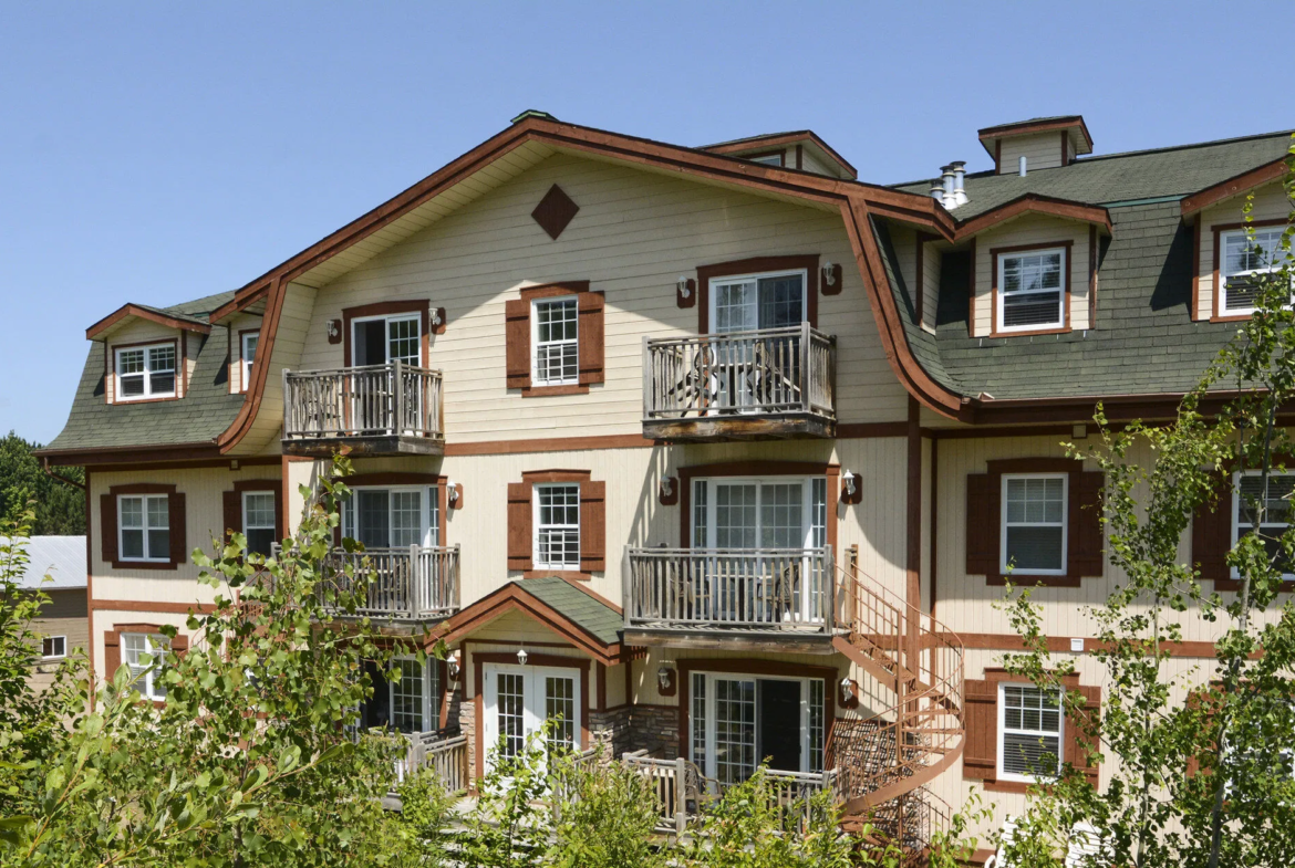 La Voliere Du Mont-Tremblant Exterior