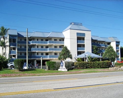 mariners boathouse and beach resort