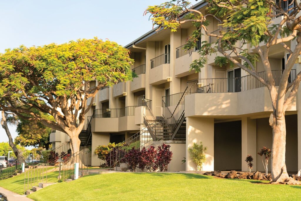 Paniolo Greens Resort Exterior