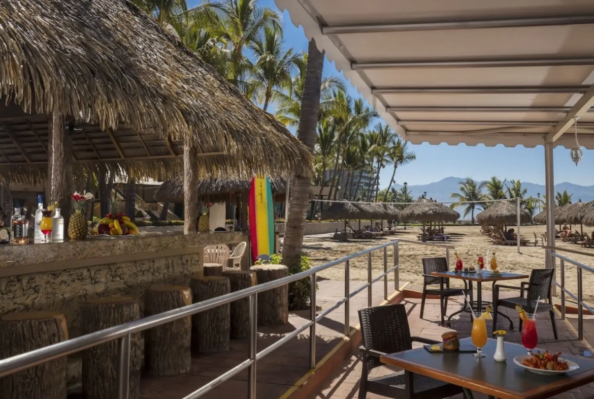 Paradise Village Beach Resort And Spa Dining