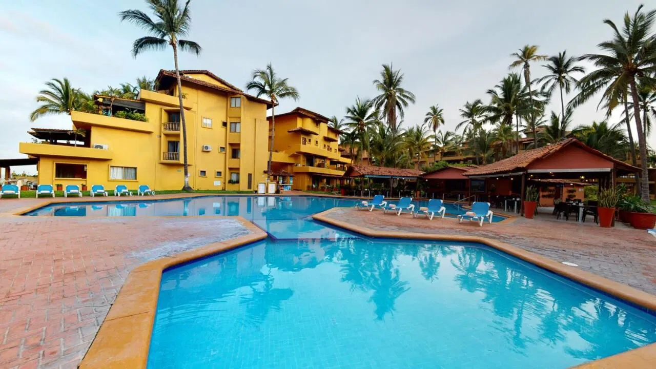 Park Royal Los Tules Puerto Vallarta Pool and Seats