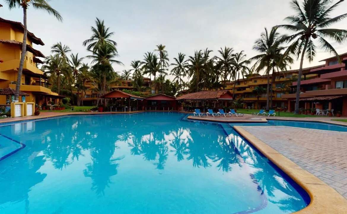 Park Royal Los Tules Puerto Vallarta Swimming Pool