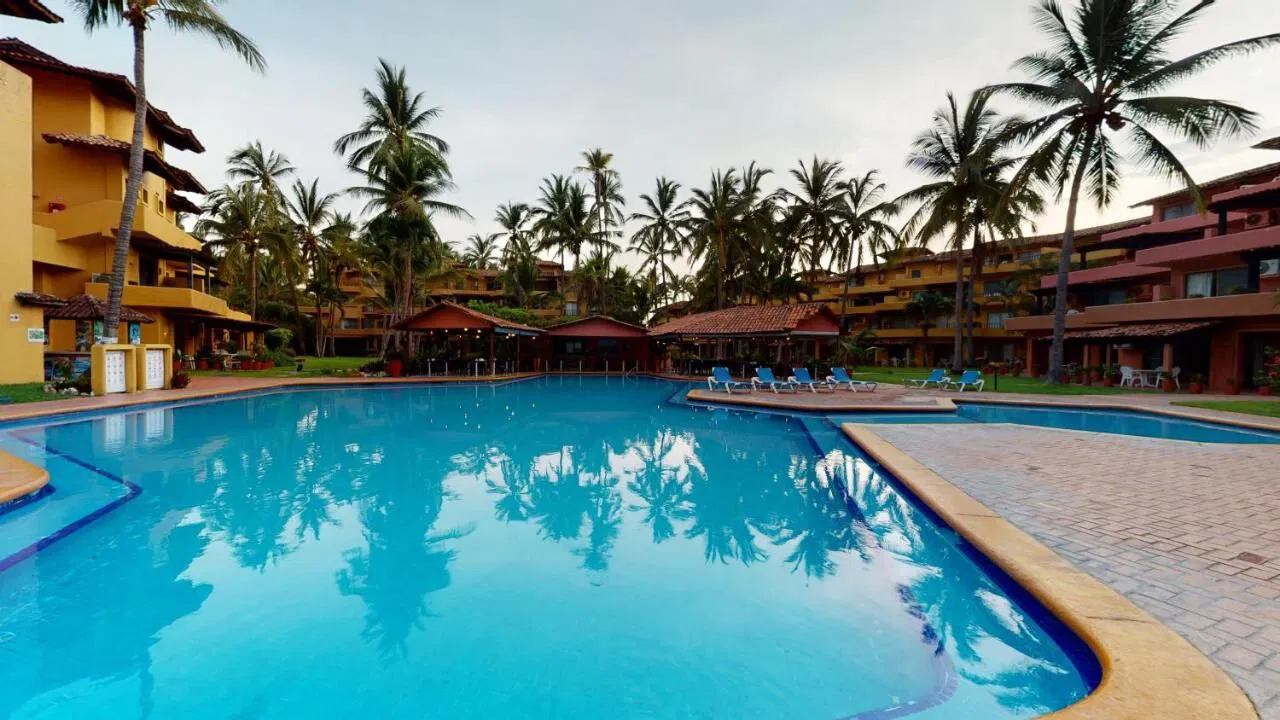 Park Royal Los Tules Puerto Vallarta Swimming Pool