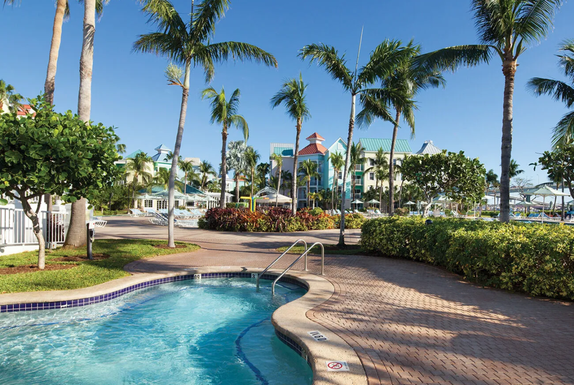 Plantation Island Pool Hot Tub
