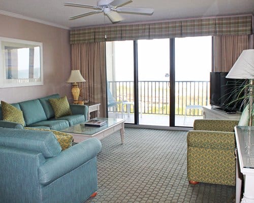 Seawatch At The Island Club