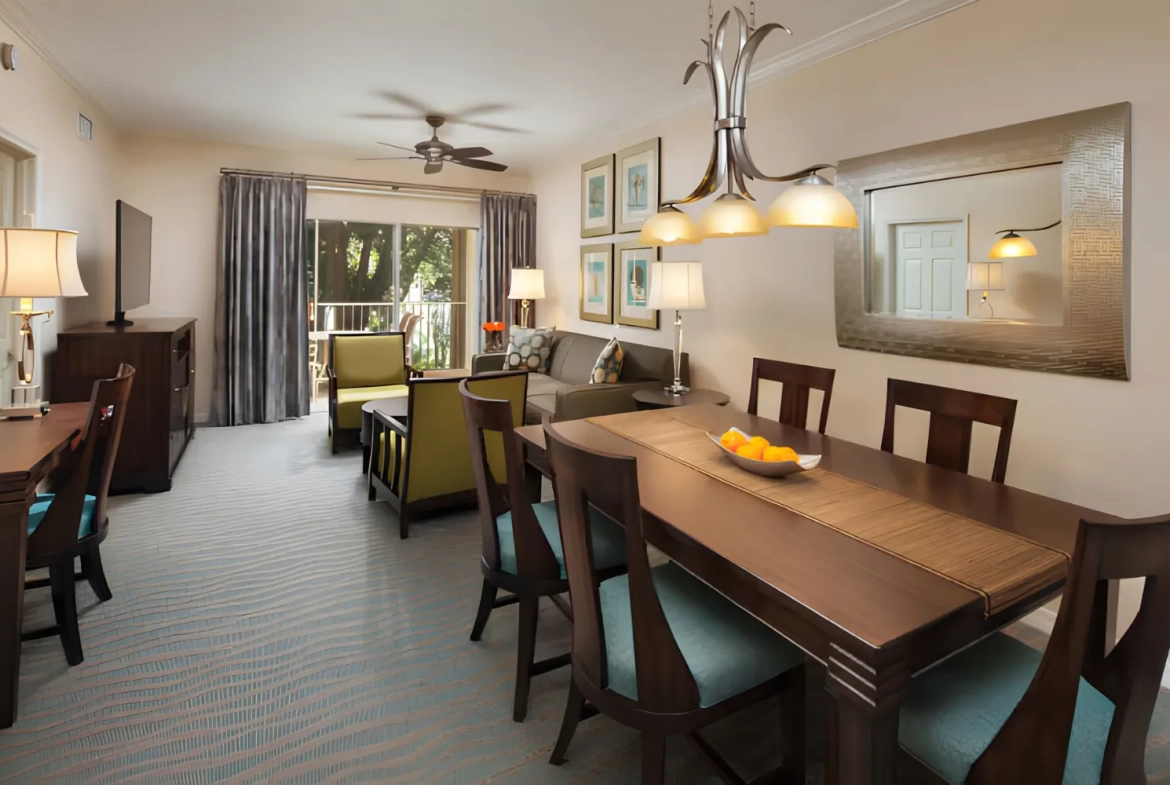 Sheraton Vistana Resort Living and Dining Area