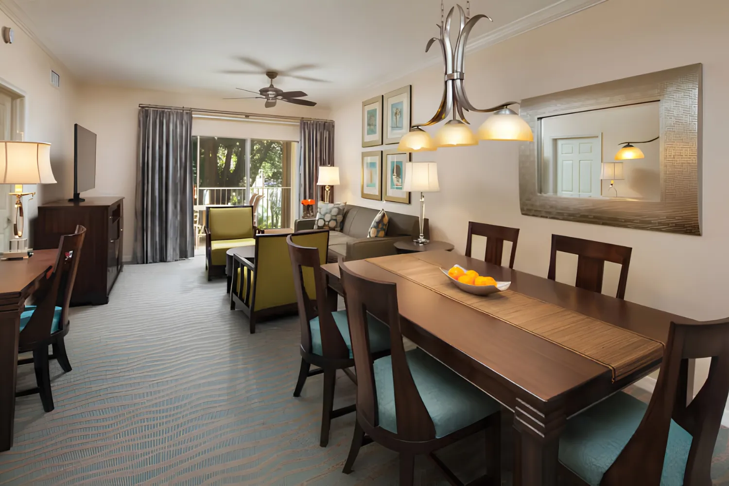 Sheraton Vistana Resort Living and Dining Area