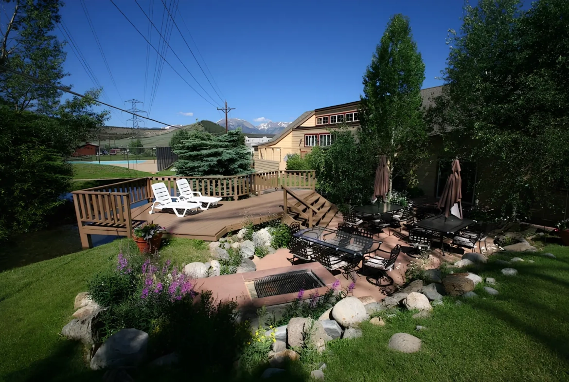 Swan Mountain Resort Fire Pit