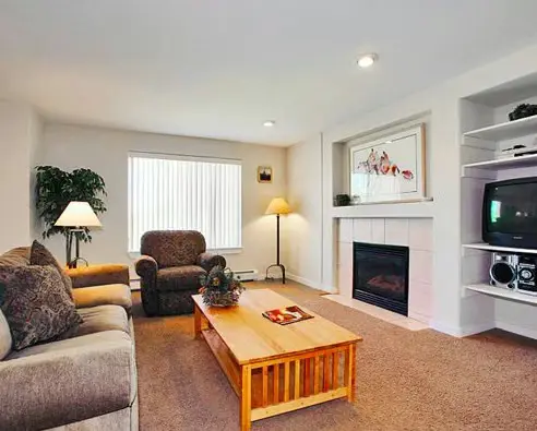 Swan Mountain Resort Living Room