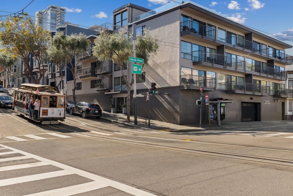 The Suites At Fisherman’S Wharf