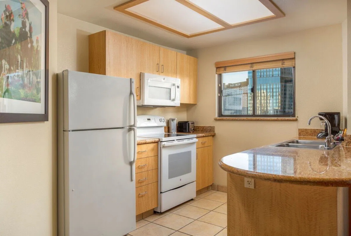 Villas At Polo Towers, A Diamond Resort Kitchen