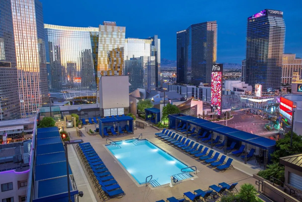 Villas At Polo Towers, A Diamond Resort Swimming Pool on Roof