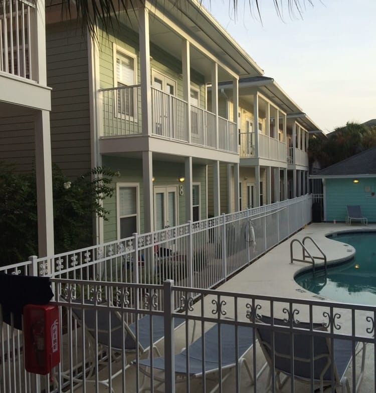 Wyndham Beach Street Cottages pool