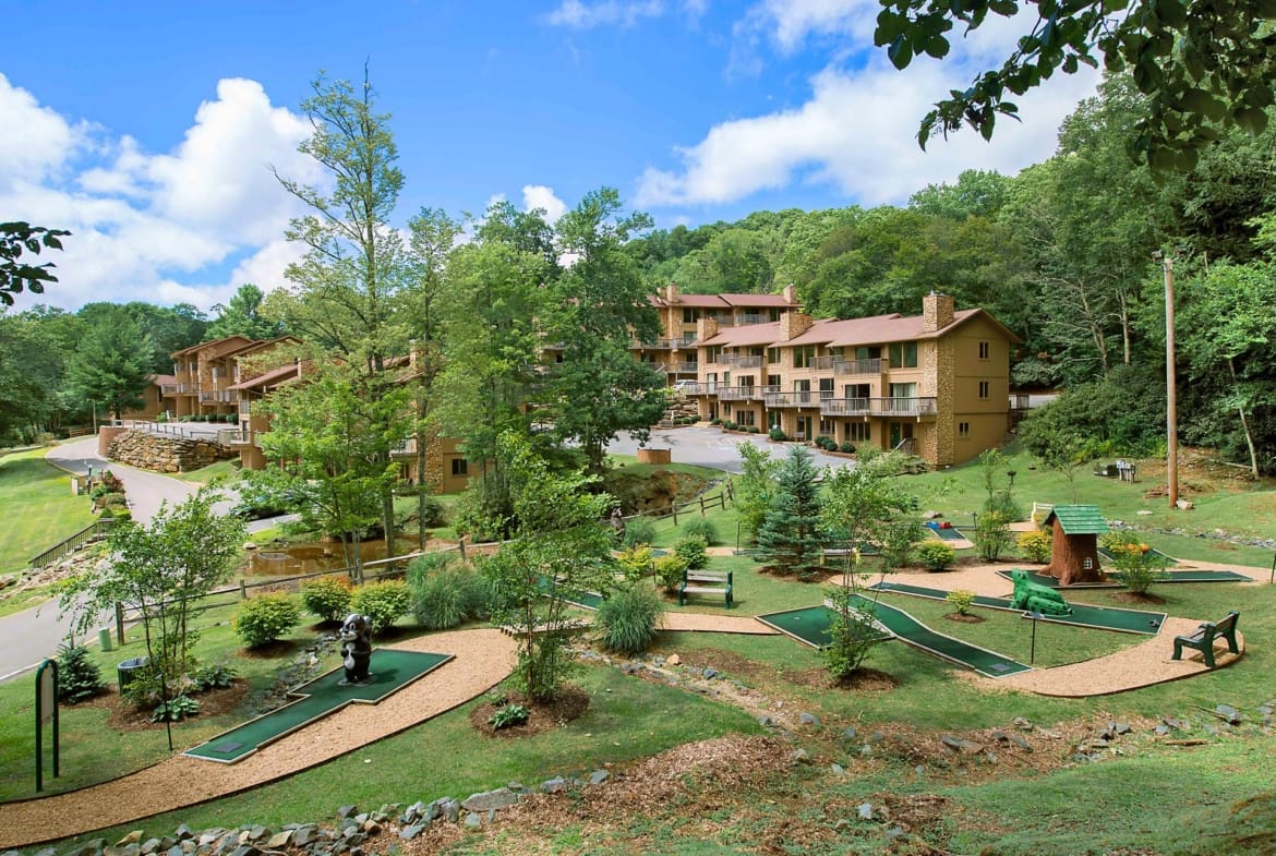 Cheapest Way to Travel in North Carolina: Blue Ridge Village by Bluegreen Vacations