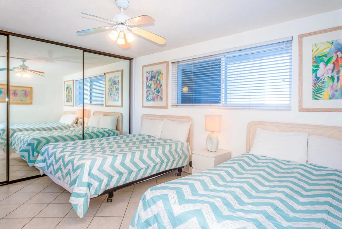 Capri By The Sea At San Diego Bedroom