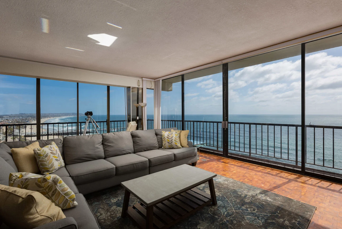 Capri By The Sea At San Diego Living Room