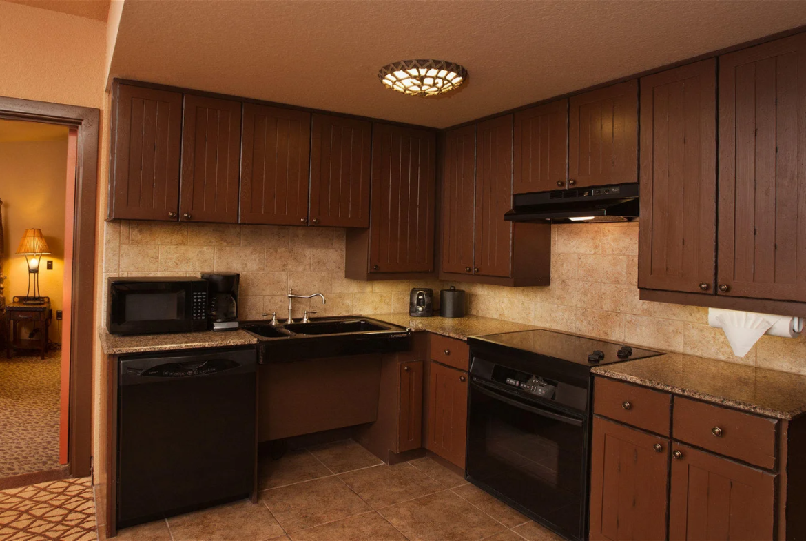 Disney’s Animal Kingdom Villas – Kidani Village Kitchen