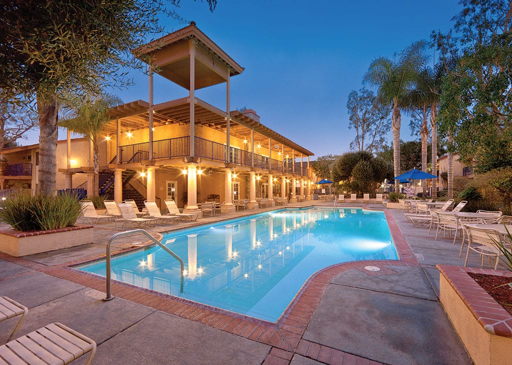 Timeshares Near Disneyland: Club Wyndham Dolphin's Cove Resort