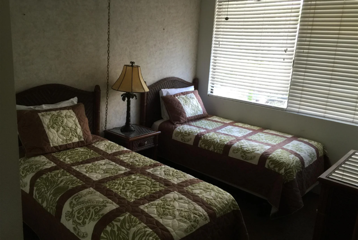 Kamaole Beach Club Bedroom