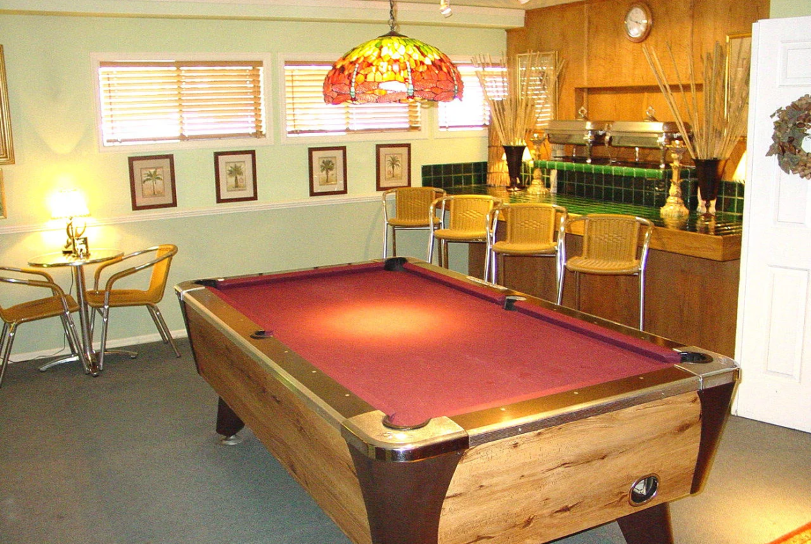 Kingsbury Crossing Pool Table