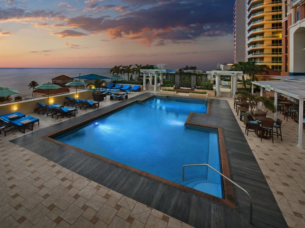 Marriott Vacation Club Florida Locations: Marriott Beachplace Towers Pool
