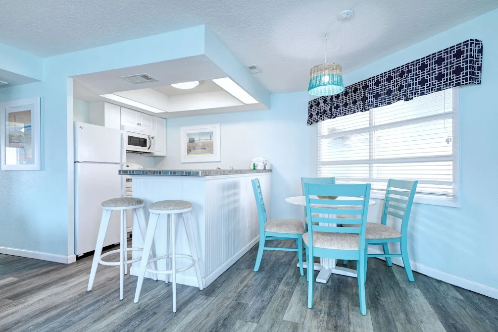 New Smyrna Waves Kitchen