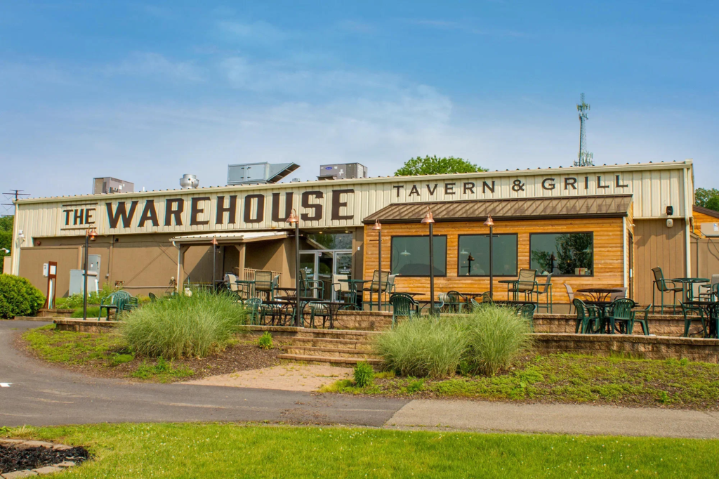 The Warehouse Tavern & Grill at Pocono Mountain Villas