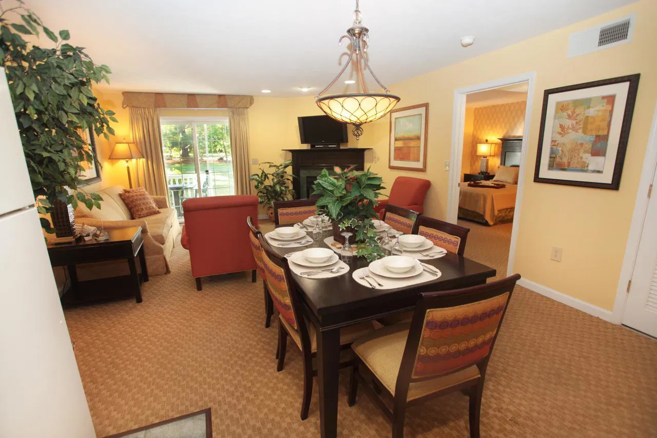 Vacation Village at Williamsburg Villa Living and Dining