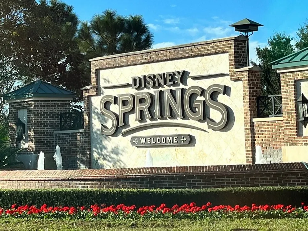 Disney Springs Welcome Sign